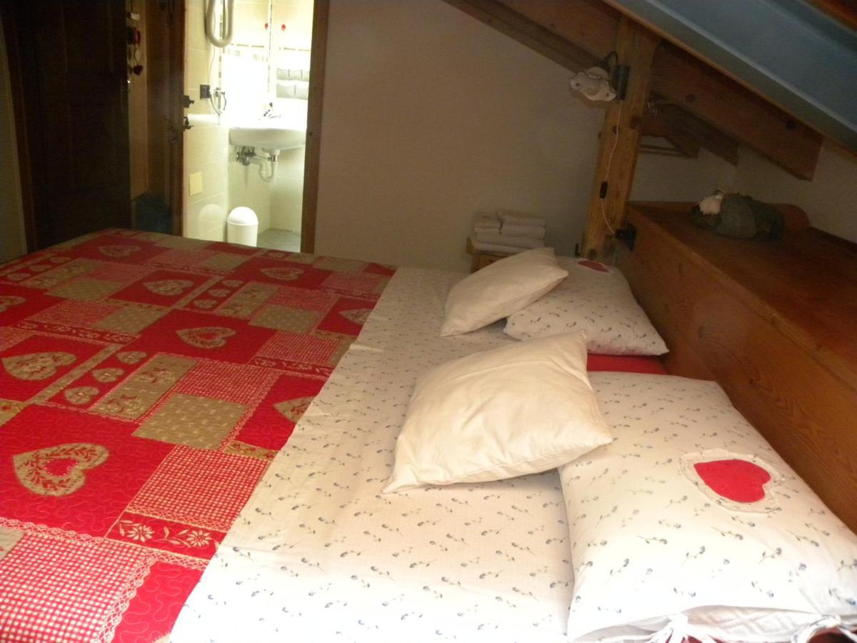 B&B La Casa Delle Bambole Panchia Exteriör bild